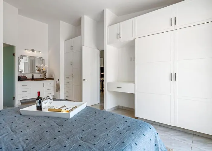Сasa de vacaciones Morgan Residences 607a @ Boutique With Pool, Gym,